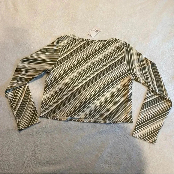 Forever21 Plus Size Striped Scoop Top - Picture 8 of 8